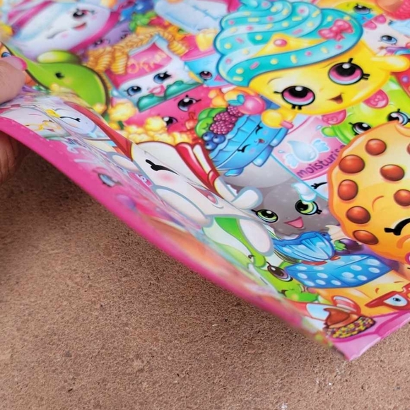 SHOPKINS LIPPY LIPS COSTUME AND SHOPKINS BUNDLE - Picture 3 of 16